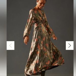 Deep v-neck maxi dress